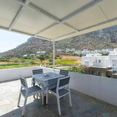 Morpheas & Kamares (Sifnos)