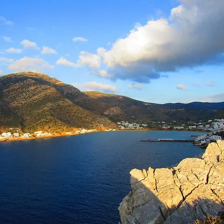 Morpheas & Kamares (Sifnos)