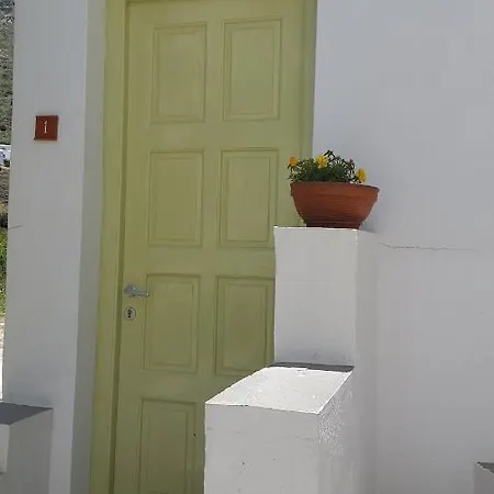 Morpheas Sifnos 4* Kamarai