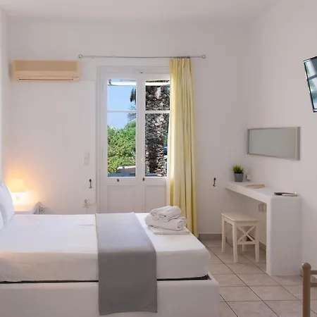 Konukevi Morpheas Sifnos 3*