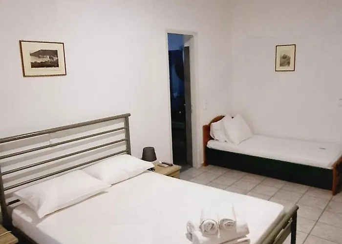 Morpheas Sifnos 招待所 3*